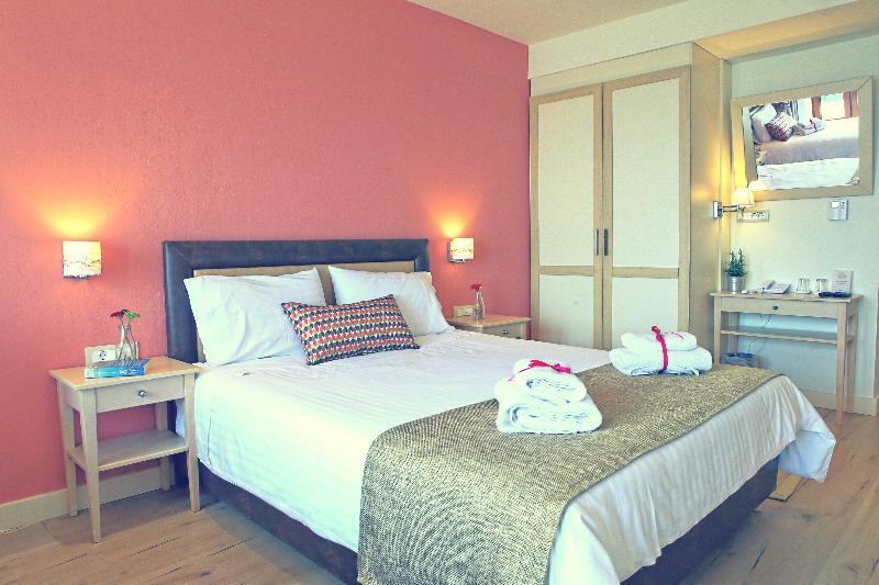 Arktos Hotel ヨアニナ エクステリア 写真